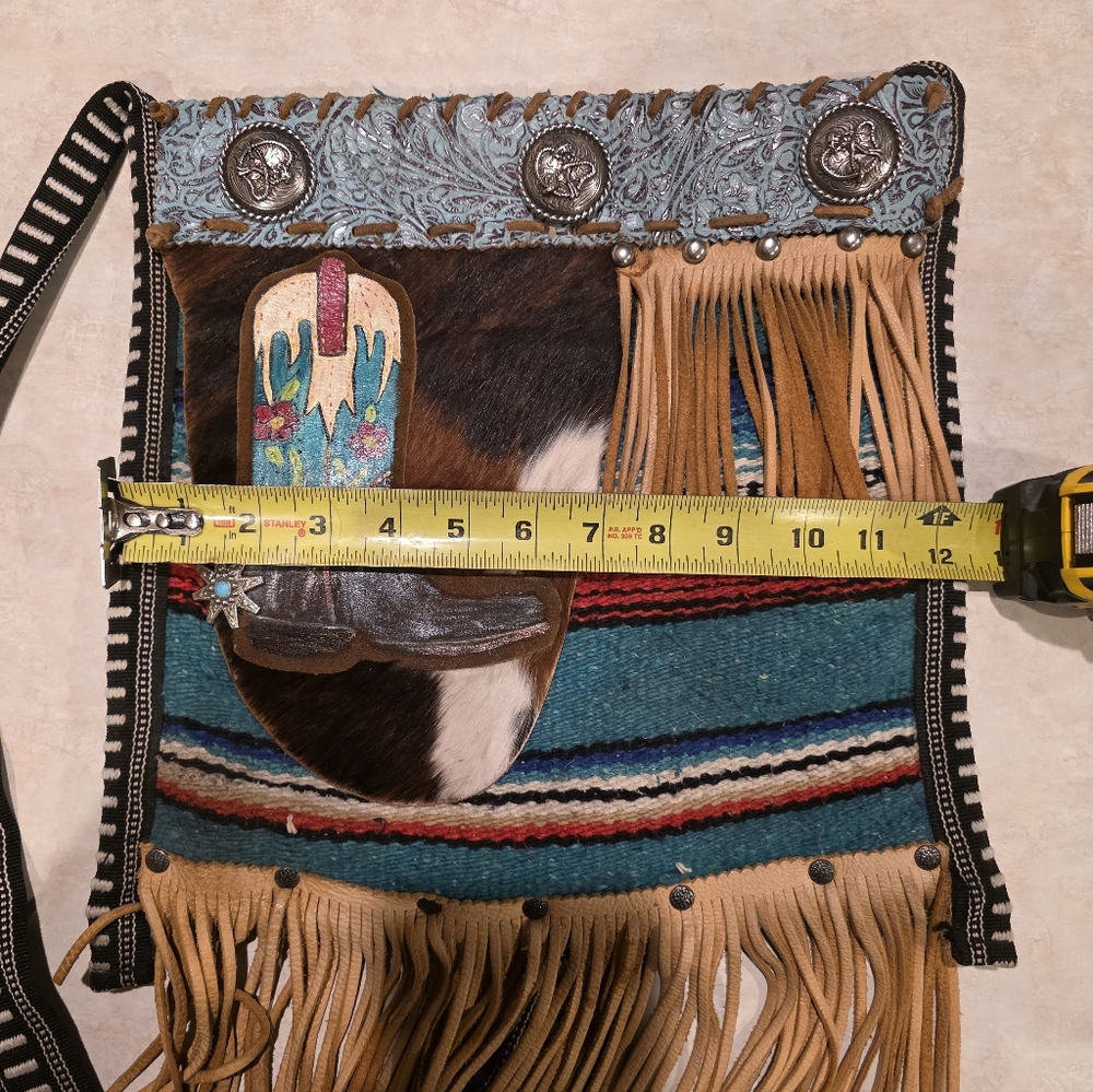 Western Fringe Shoulder Bag - Picture 4 of 4